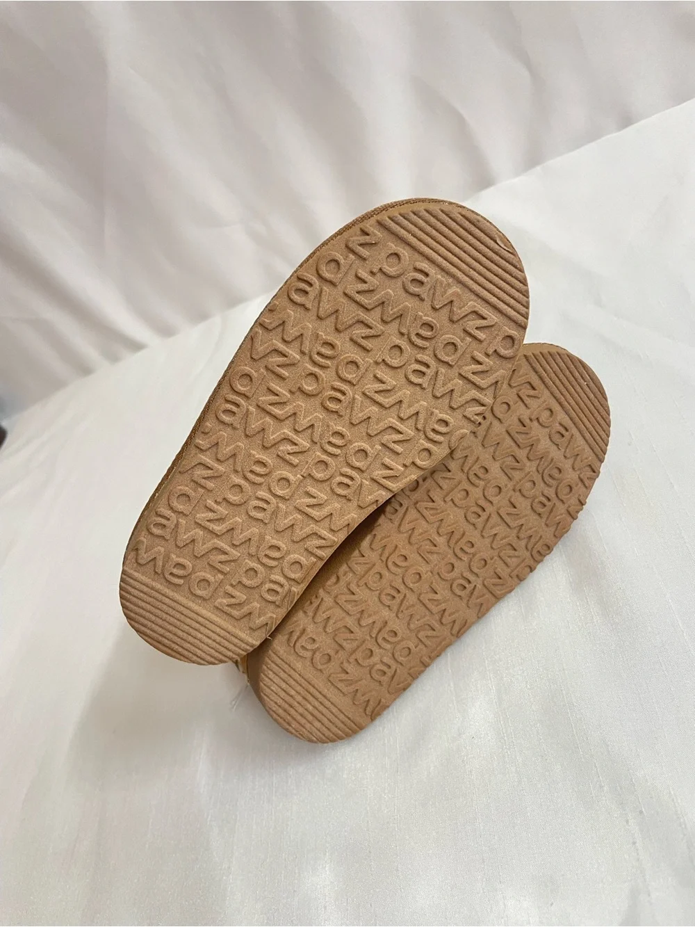 PAWZ Kids Brown Slip-On Slippers with Cream Trim Size 10 (Toddler Girls)
